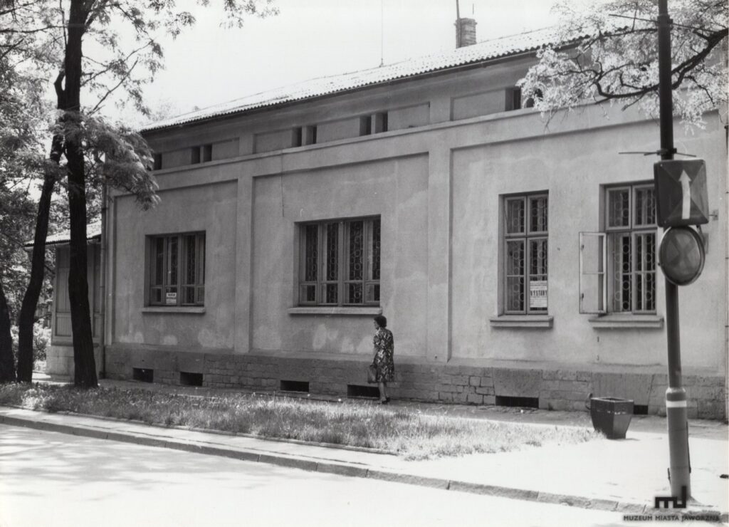budynek muzeum lata 70. XX w.
